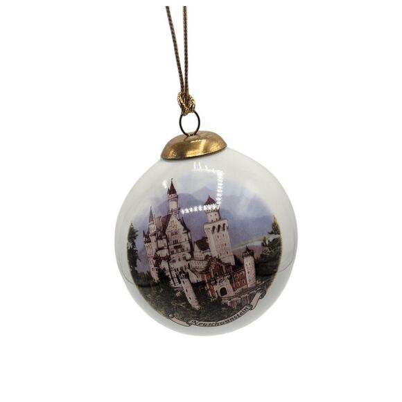Reutter‎ Porzellan Germany Collectible Christmas Onament Neuschwanstein 3" Ball - Picture 1 of 13